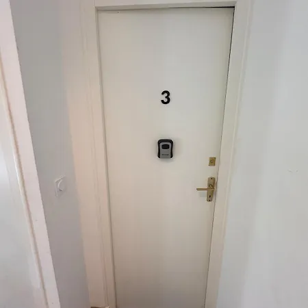 2 Individuelles Privees A Pessac